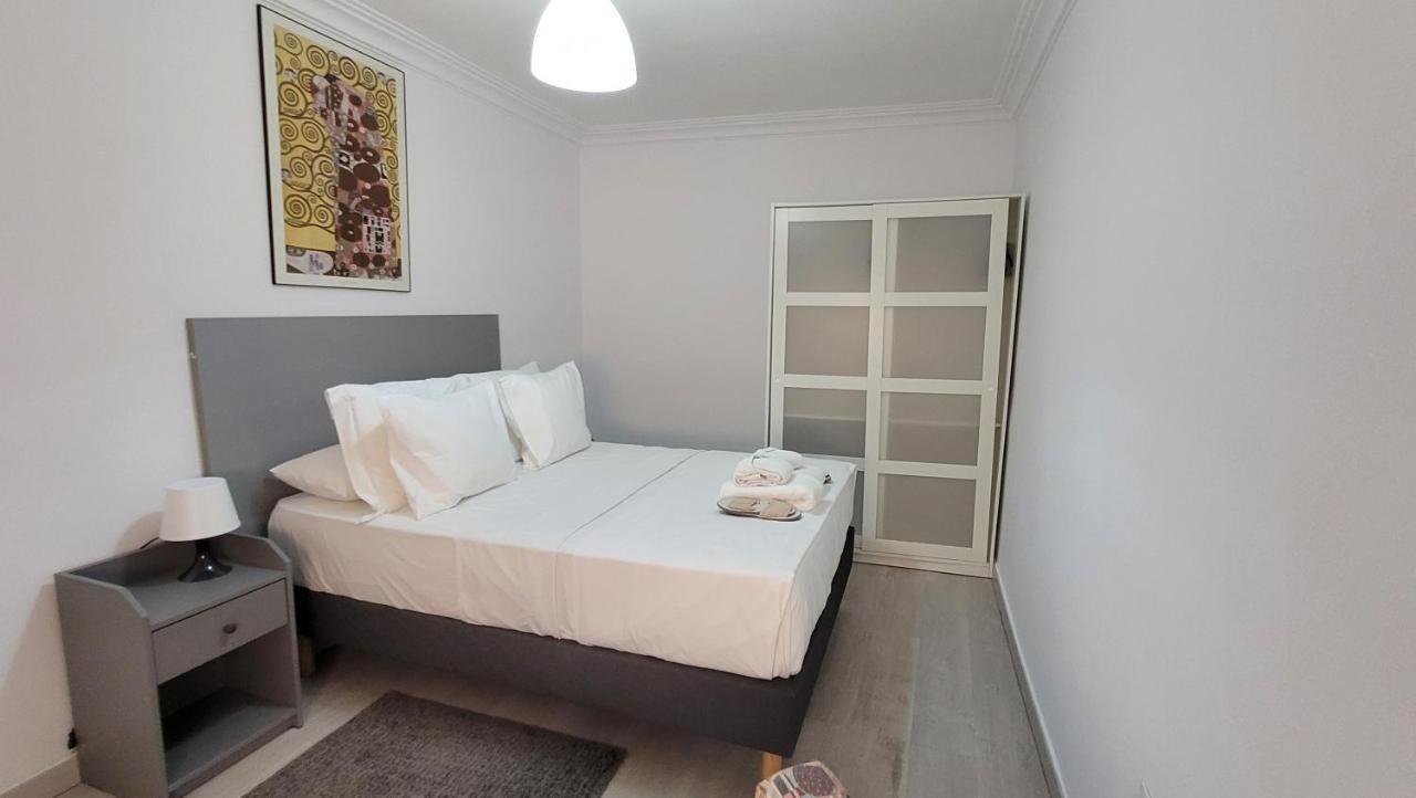 Apartaments B O D Collblanc Оспиталет-де-Льобрегат Экстерьер фото